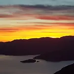 Apartmán Hardanger Fjordtun Treetopcabin, Nature, Birds, Silence, Fjord And Many Hikes Nearby Herand