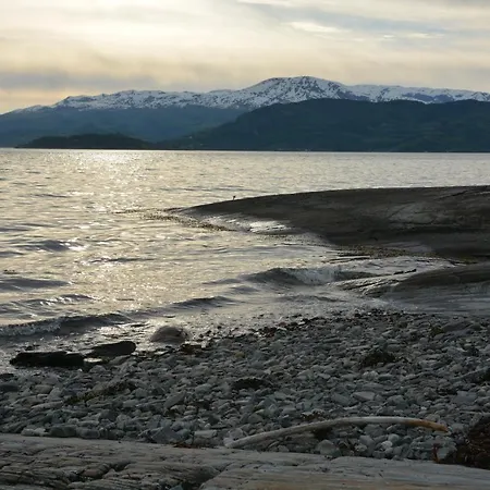 Apartment Treehut, Nature, Birds, Silence And Fjord *