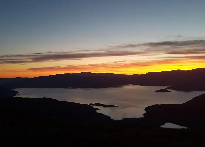 Hardanger Fjordtun Treetopcabin, Nature, Birds, Silence, Fjord And Many Hikes Nearby Lejlighed *